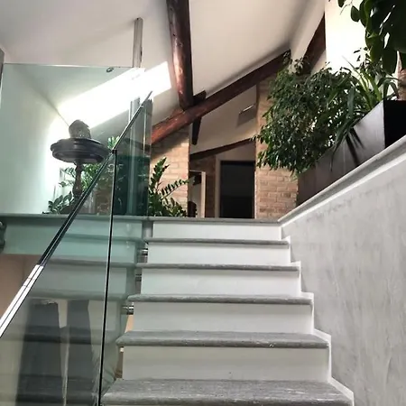 Liberty 30 Suite * بافيا